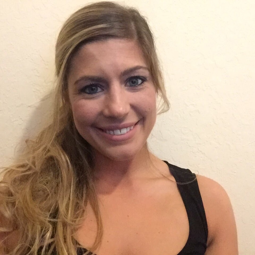 Meet your Posher, Alexsis